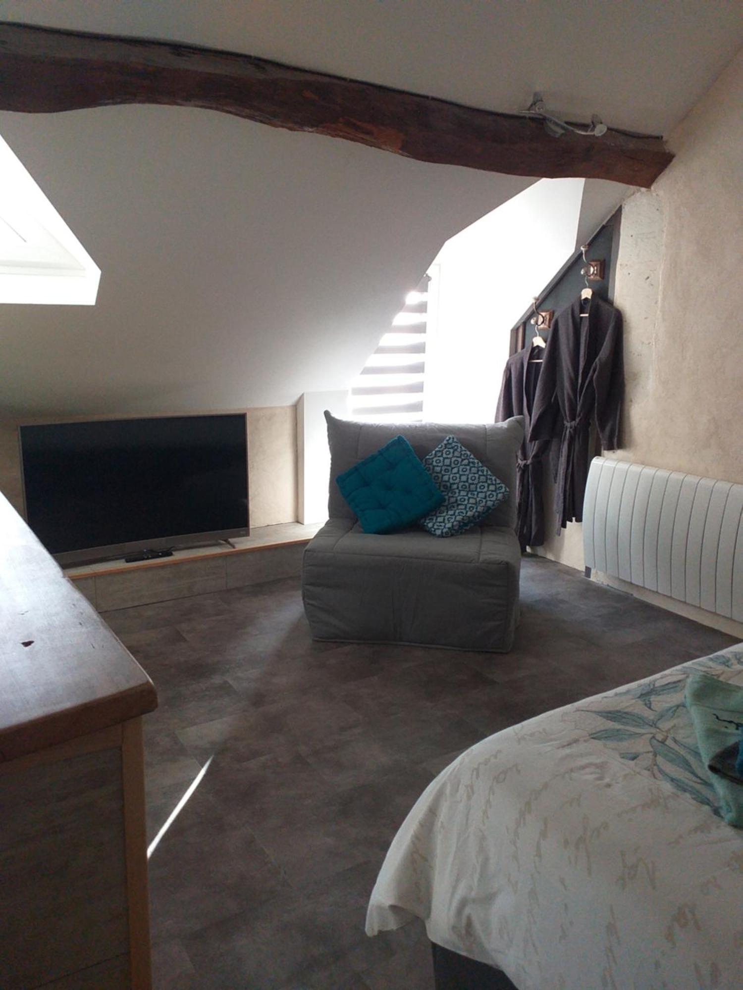La Berrycurienne Proche Du Zoo De Beauval Saint-Aignan Avec Sdb, Wc Et Spa Privatif Pour Chaque Chambre Lucay-le-Male Quarto foto