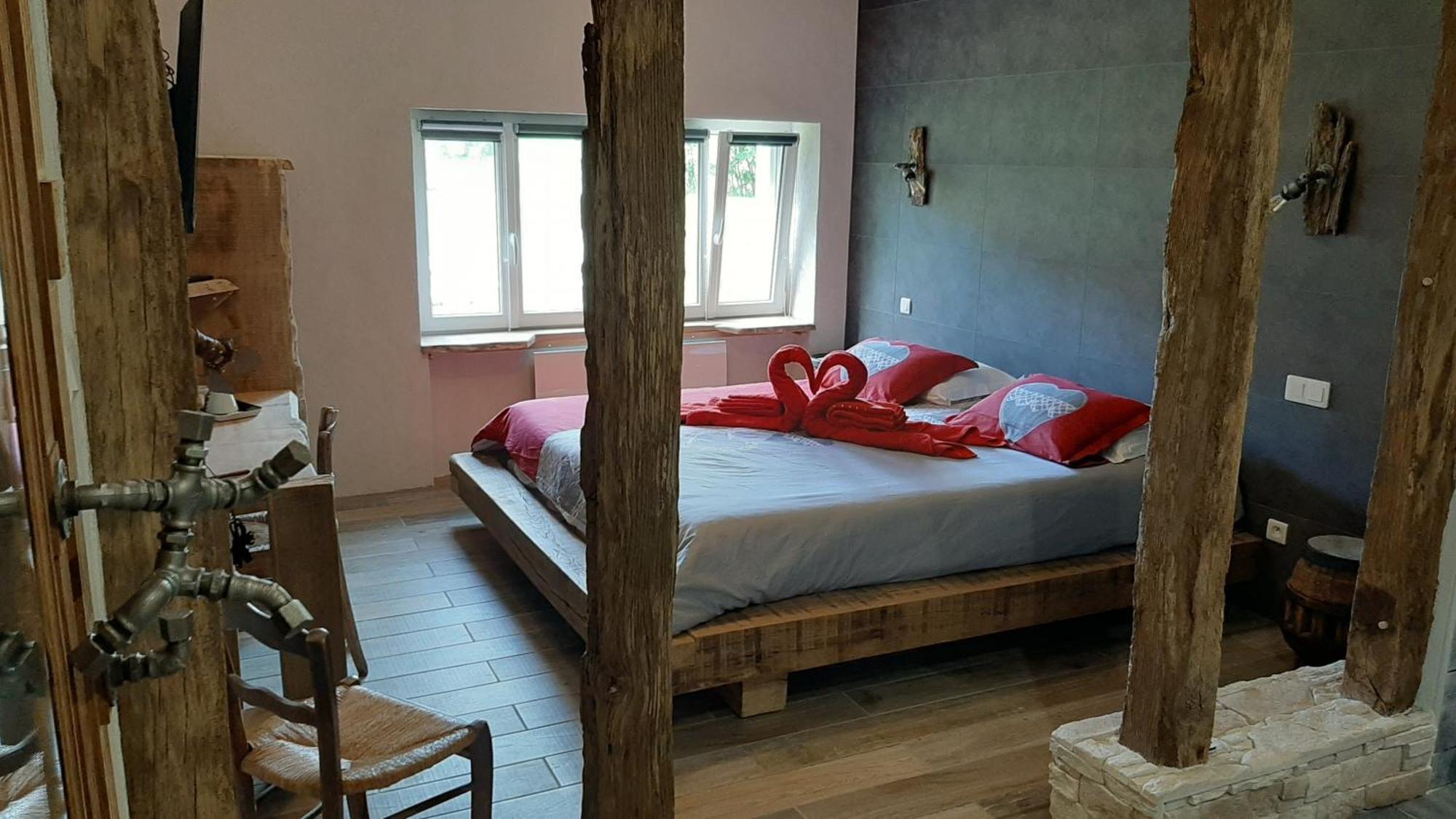 La Berrycurienne Proche Du Zoo De Beauval Saint-Aignan Avec Sdb, Wc Et Spa Privatif Pour Chaque Chambre Lucay-le-Male Quarto foto